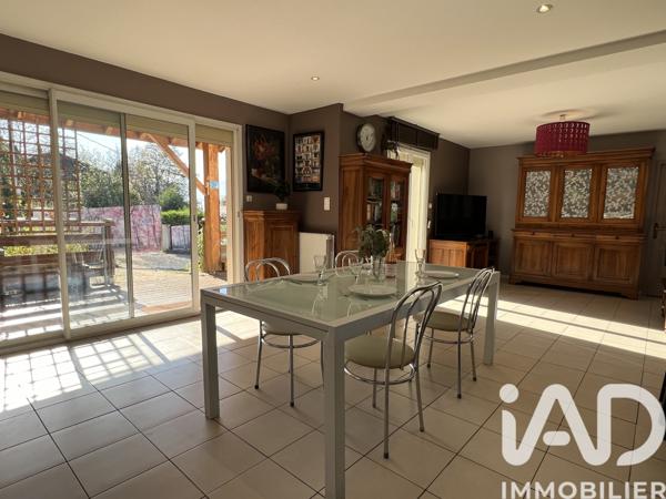 Maison à vendre 6 pièces 196 m² Saint-Martin-le-Vinoux