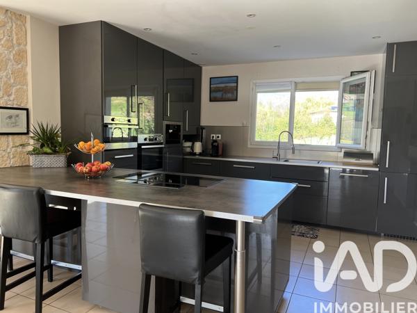 Maison à vendre 6 pièces 196 m² Saint-Martin-le-Vinoux