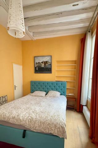 Appartement à vendre  5 pièces - 82,98 m2 PARIS - 75006