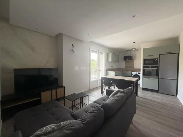 Location                                                      Appartement
                        
                     3 pièces                      50 m2                     à Albi