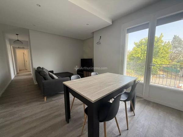 Location                                                      Appartement
                        
                     3 pièces                      50 m2                     à Albi