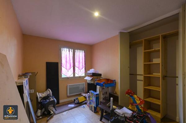 Vente                                                      Maison
                        
                     5 pièces                      98 m2                     à Frontenay-Rohan-Rohan