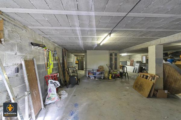 Vente                                                      Maison
                        
                     5 pièces                      98 m2                     à Frontenay-Rohan-Rohan