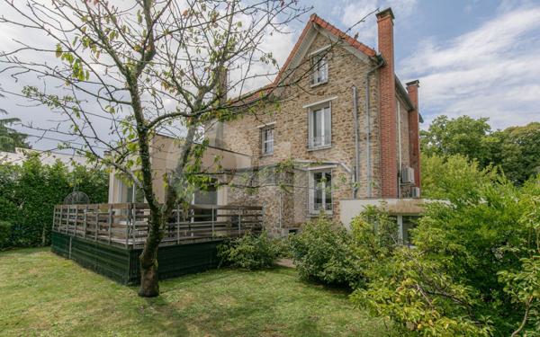 Maison à vendre    6 pièces •  Boissy-Saint-Léger