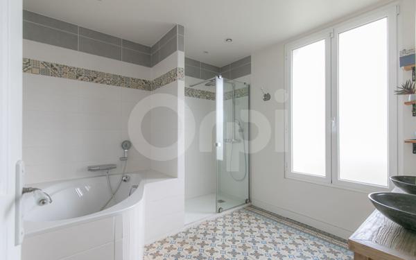 Maison à vendre    6 pièces •  Boissy-Saint-Léger