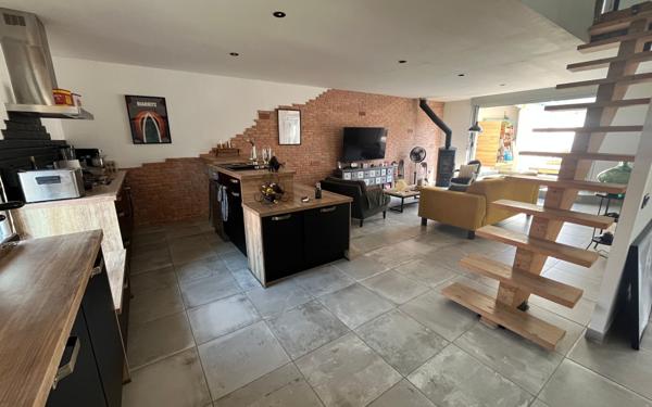 Maison à vendre    6 pièces • 269 m2 Dax