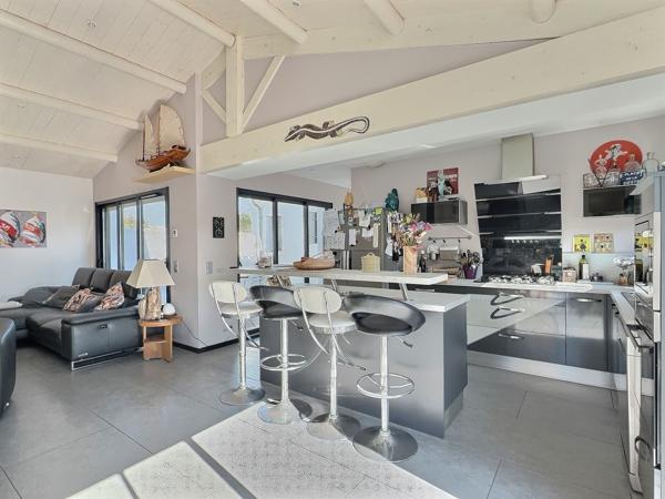 Maison 187 m² avec piscine