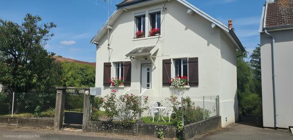 Maison
         3 pièces
        - 56 m² 95 000 € *