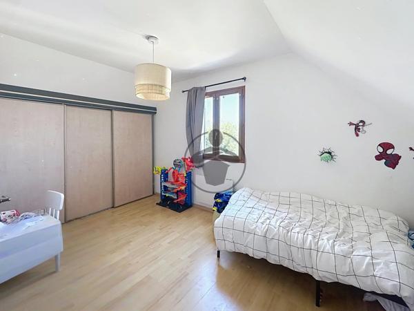 Vente                                                      Maison
                        
                     5 pièces                      92 m2                     à Gauchy