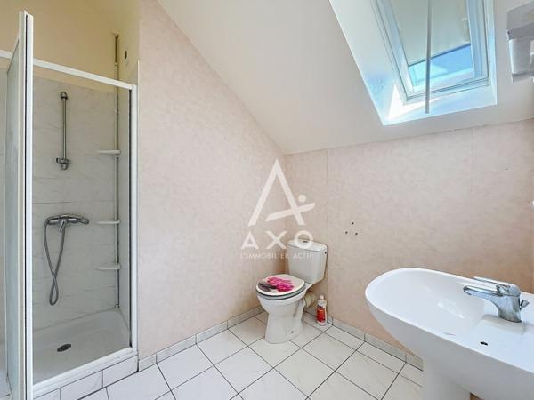 A GIEN Maison familiale impeccable 3 chambres, espace et emplacement idéal !