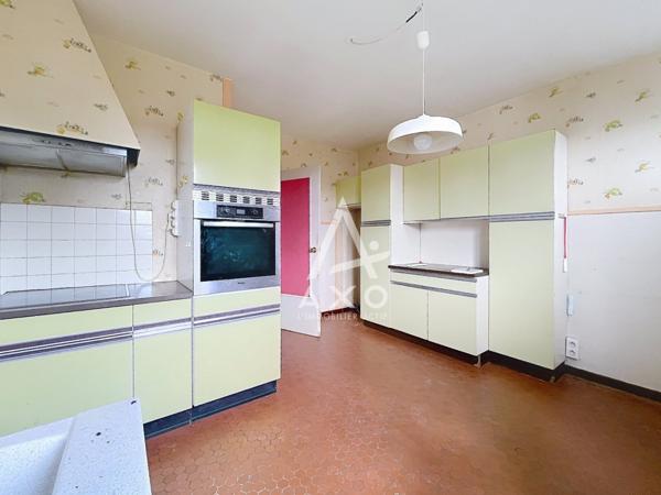 A GIEN Maison familiale impeccable 3 chambres, espace et emplacement idéal !