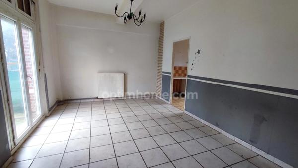 Maison à vendre 4 pièces NESLE (80)