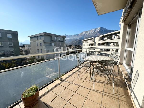 Appartement T4 très lumineux de 82,90 m² avec terrasse