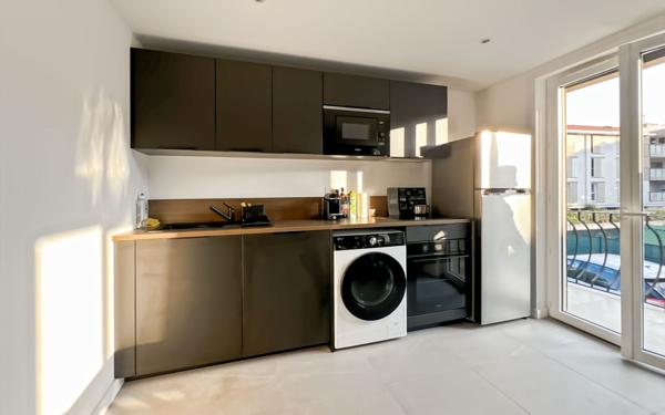 Appartement à vendre    2 pièces • 43 m2 Fréjus