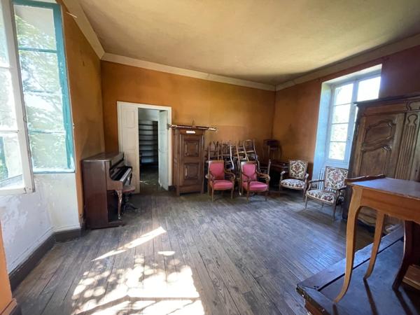 MAISON MAS AUTENTHIQUE sur plus de 5 hectares