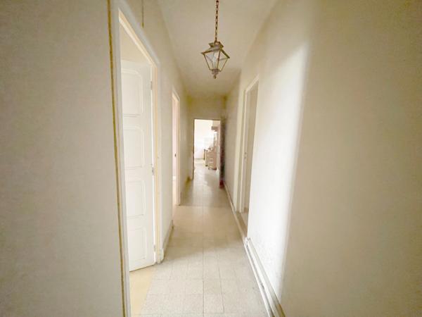 MAISON MAS AUTENTHIQUE sur plus de 5 hectares