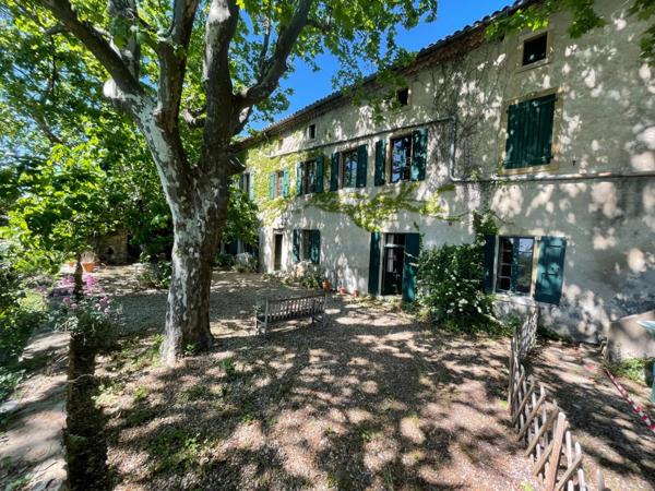 MAISON MAS AUTENTHIQUE sur plus de 5 hectares