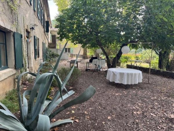 MAISON MAS AUTENTHIQUE sur plus de 5 hectares