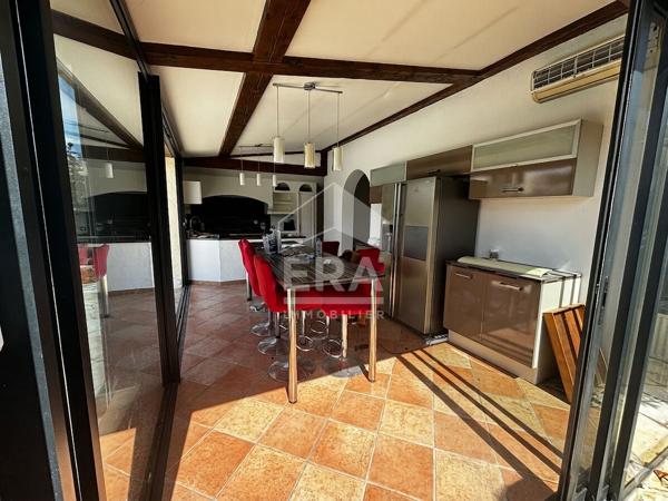 Maison Villeneuve Loubet 5 pièce(s) 117 m2