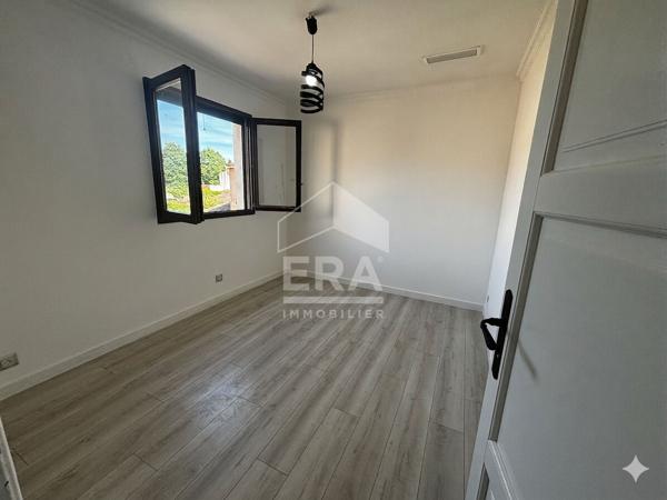 Maison Villeneuve Loubet 5 pièce(s) 117 m2
