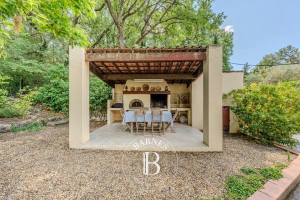 Aix-en-Provence, Maison 4 Chambres -  184 m² à vendre