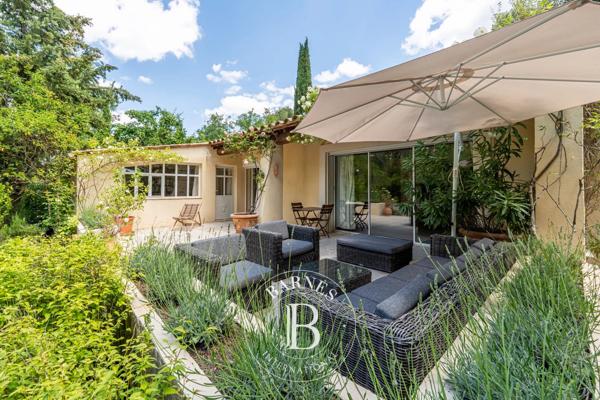 Aix-en-Provence, Maison 4 Chambres -  184 m² à vendre