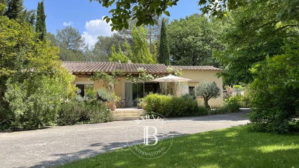 Aix-en-Provence, Maison 4 Chambres -  184 m² à vendre