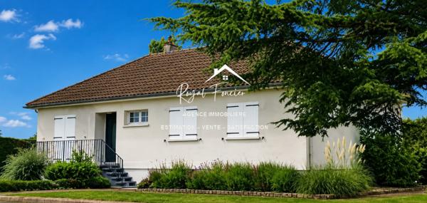 VUE SUR LA CAMPAGNE, venez poser vos valises dans cette maison entièrement restaurée