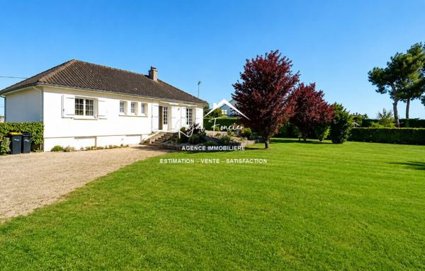 VUE SUR LA CAMPAGNE, venez poser vos valises dans cette maison entièrement restaurée