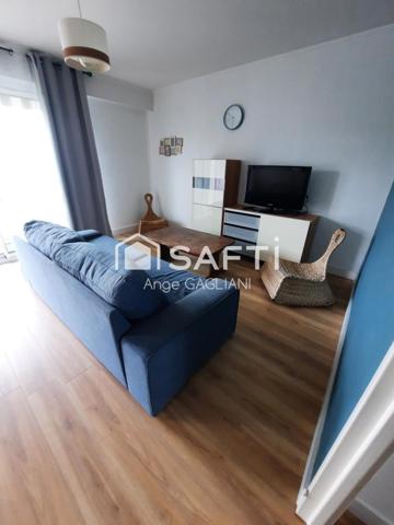 LAVAL, Appart familial 100 m² 4 chambres & balcon