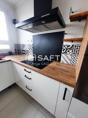 LAVAL, Appart familial 100 m² 4 chambres & balcon