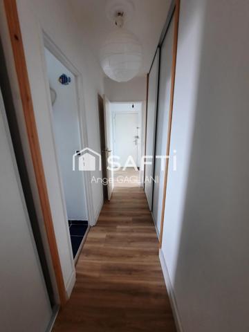 LAVAL, Appart familial 100 m² 4 chambres & balcon