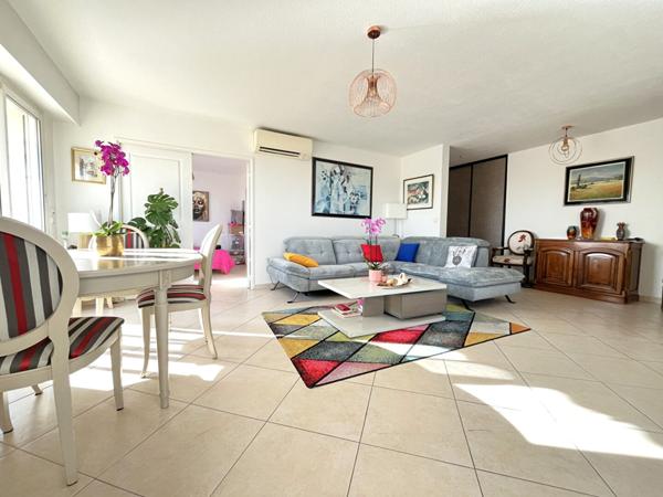 Appartement  4 pièces 97 m2 Dernier étage Vue Mer - Saint Laurent Du Var