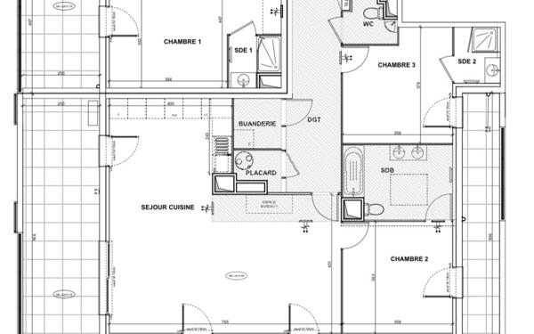 Appartement à vendre    4 pièces •  Hyères