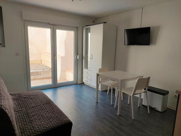 Location appartement près de SAINT AVOLD - 1 pièce(s) - 18 m² - 420 €/mois