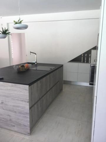 RARE VILLA DE STANDING AVEC PISCINE VUE DEGAGEE 1451 M2 DE TERRAIN