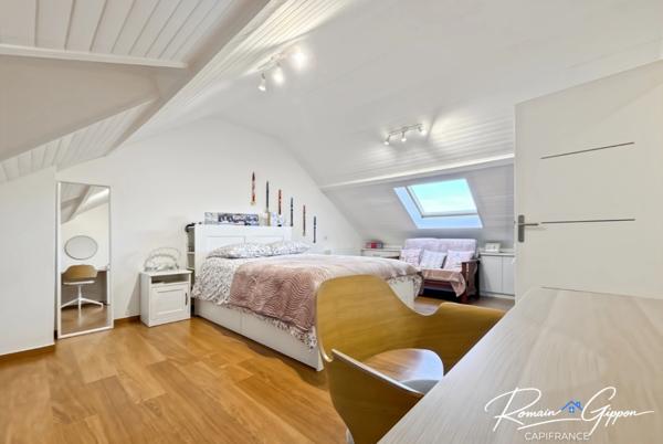 LIVERDUN – MAISON SEMI PLAIN-PIED - 168 M² – 4 CHAMBRES – PISCINE CHAUFFÉE – GARAGE DOUBLE