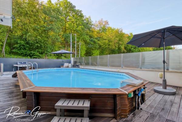 LIVERDUN – MAISON SEMI PLAIN-PIED - 168 M² – 4 CHAMBRES – PISCINE CHAUFFÉE – GARAGE DOUBLE