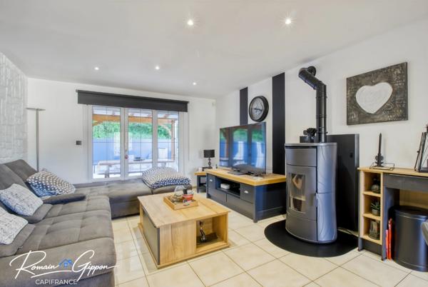 LIVERDUN – MAISON SEMI PLAIN-PIED - 168 M² – 4 CHAMBRES – PISCINE CHAUFFÉE – GARAGE DOUBLE