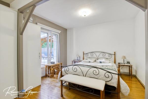 LIVERDUN – MAISON SEMI PLAIN-PIED - 168 M² – 4 CHAMBRES – PISCINE CHAUFFÉE – GARAGE DOUBLE