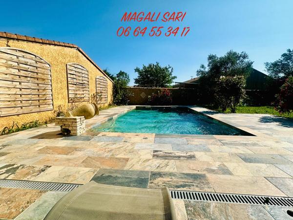 Villa Saint Hilaire De Brethmas 8 pièce(s) 142 m2