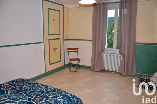 Immeuble à vendre 134 m² Chambon-sur-Voueize