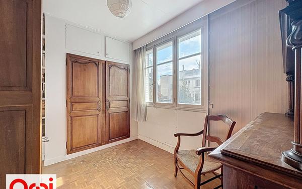 Maison à vendre    5 pièces • 118,47 m2 Clamart
