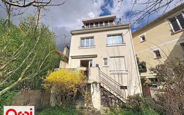 Maison à vendre    5 pièces • 118,47 m2 Clamart