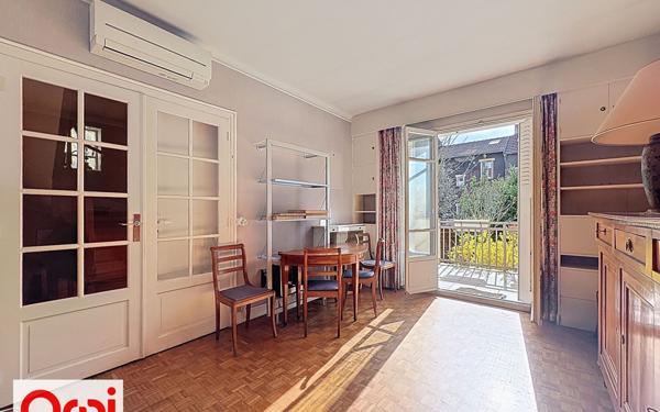 Maison à vendre    5 pièces • 118,47 m2 Clamart