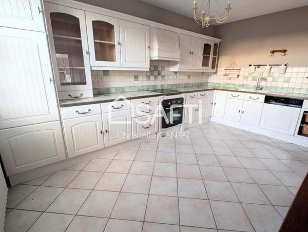 Pavillon 127 m² 4 chambres, garage, terrain, local 26 m²