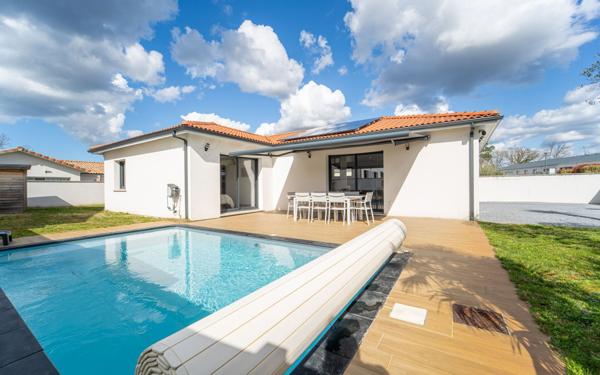 Maison à vendre    5 pièces •  Mimizan