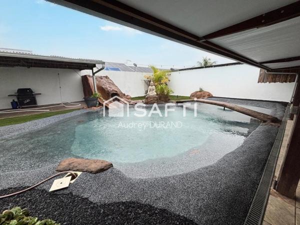 MAISON T5 + BUREAU AVEC PISCINE, TERRASSE ET JARDIN