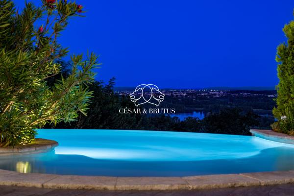MAISON OUVERTE SUR LE PAYSAGE – Un art de vivre aux portes de Lyon