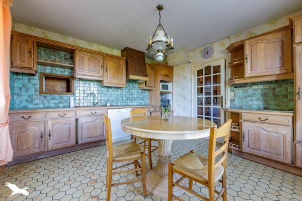 Maison à vendre 181 900 € Saint-Sébastien 8 p 215 m² DPE D